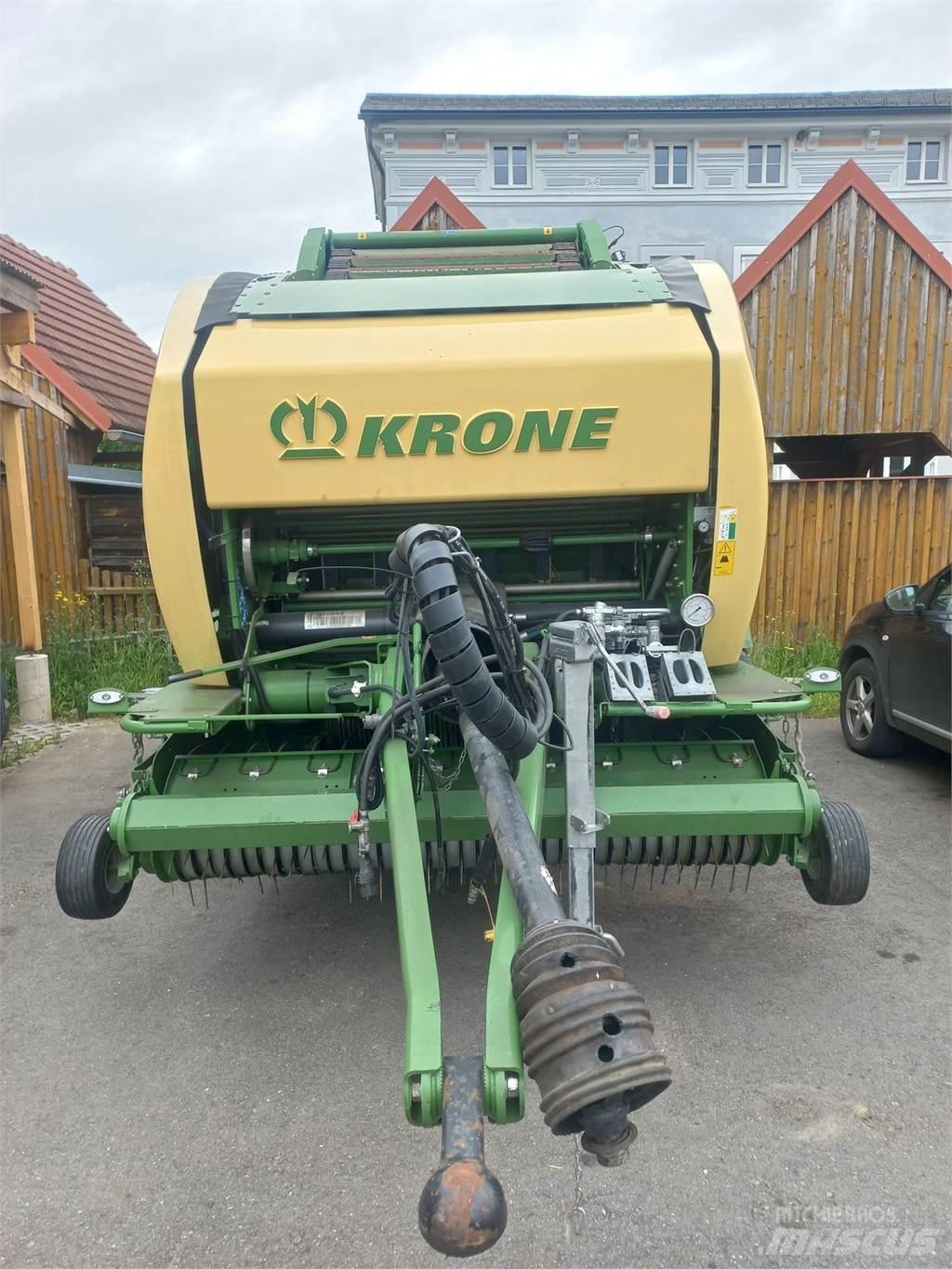 Krone CV 150 XC Rundballepresser