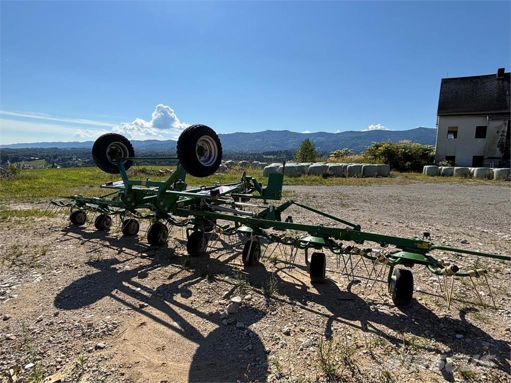 Krone KWT 882/8 Raker og høyvendere