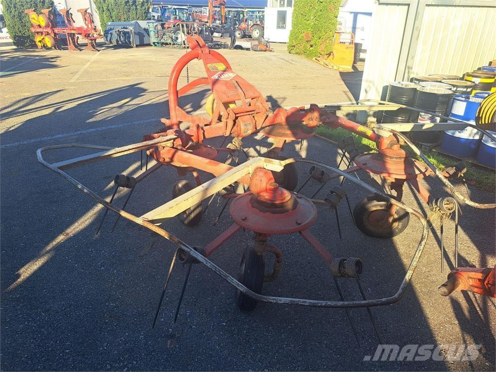 Kuhn 4 Kreisel Raker og høyvendere