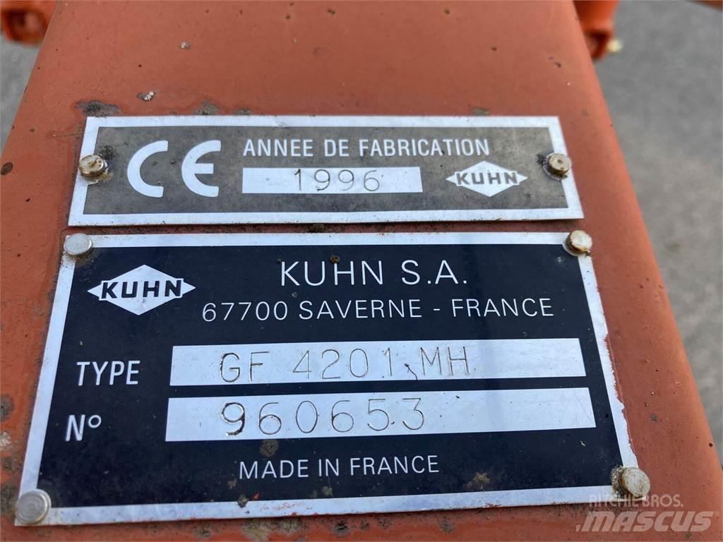 Kuhn GF 4201 MH Raker og høyvendere