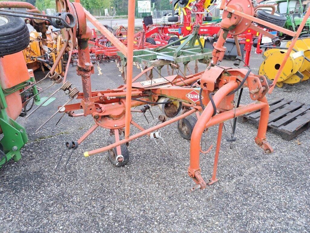 Kuhn GF 4201 MH Raker og høyvendere