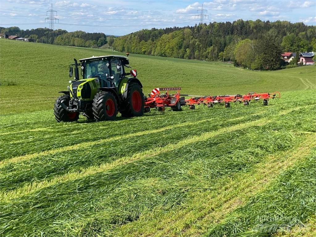 Kuhn GF13003 T Raker og høyvendere