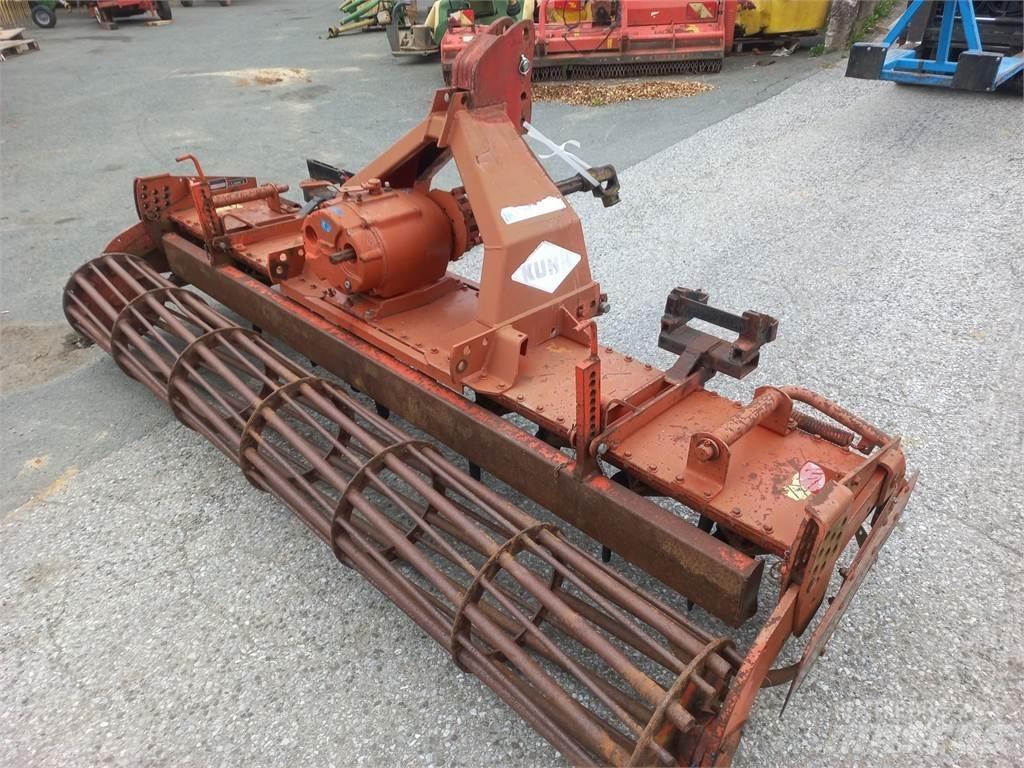 Kuhn HR 302 M Skålharver