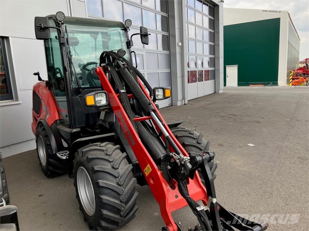 Manitou MLA 5-50 Frontlastere og graveredskap