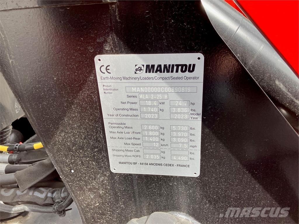 Manitou MLA2-25 Frontlastere og graveredskap