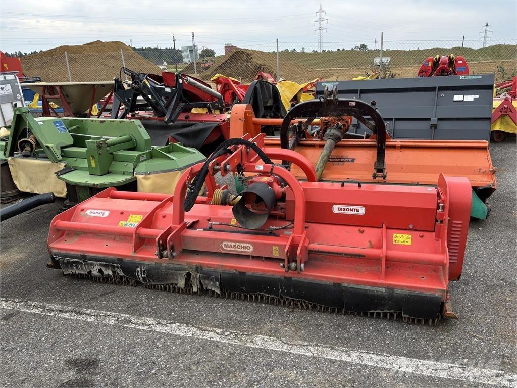 Maschio Bisonte 280 Beitepussere og toppkuttere