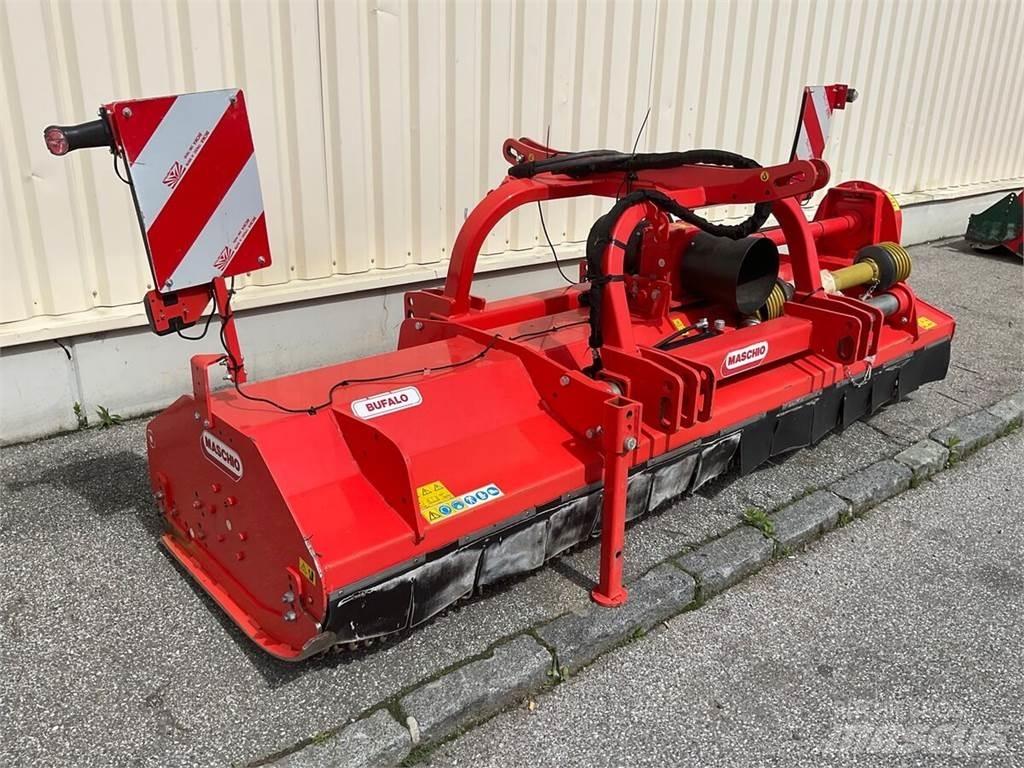 Maschio Bufalo 300 Beitepussere og toppkuttere