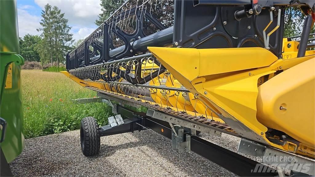 New Holland CX8040 Skurtreskere
