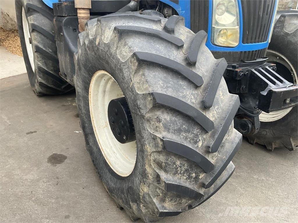New Holland TG 285 Traktorer