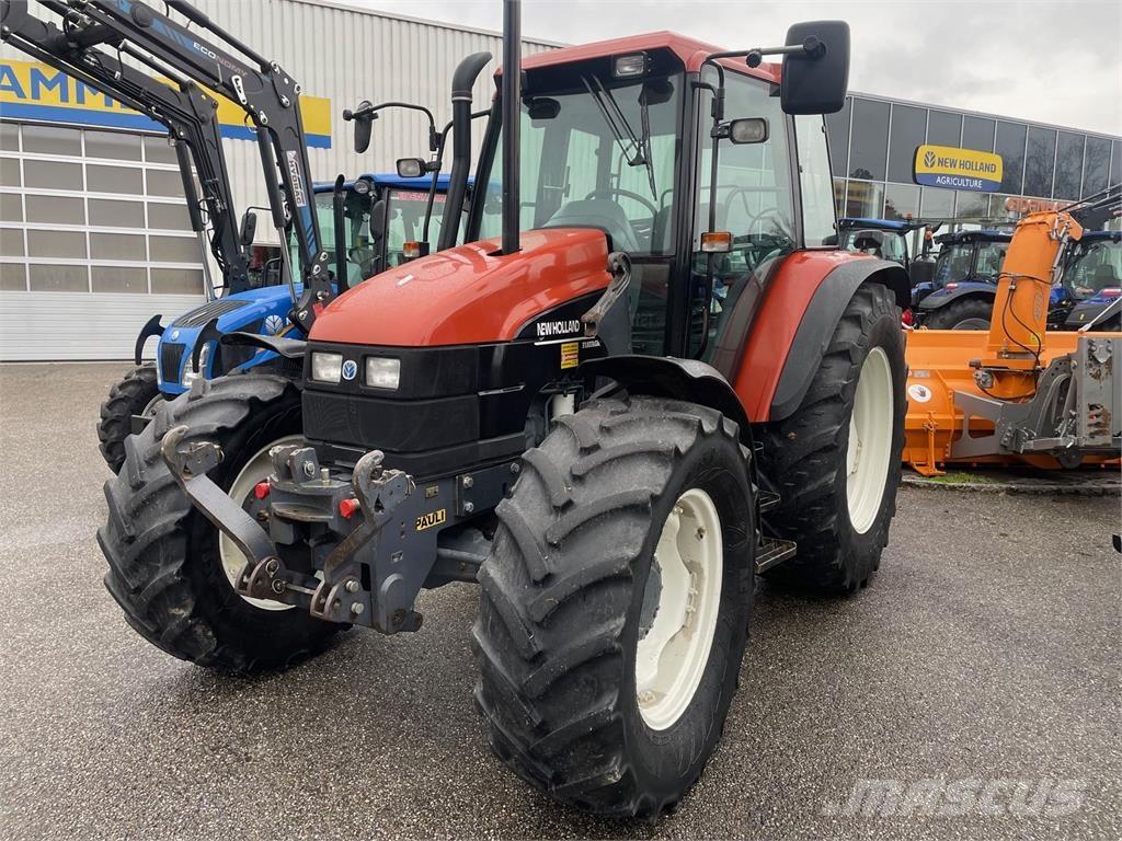 New Holland TS110 Traktorer