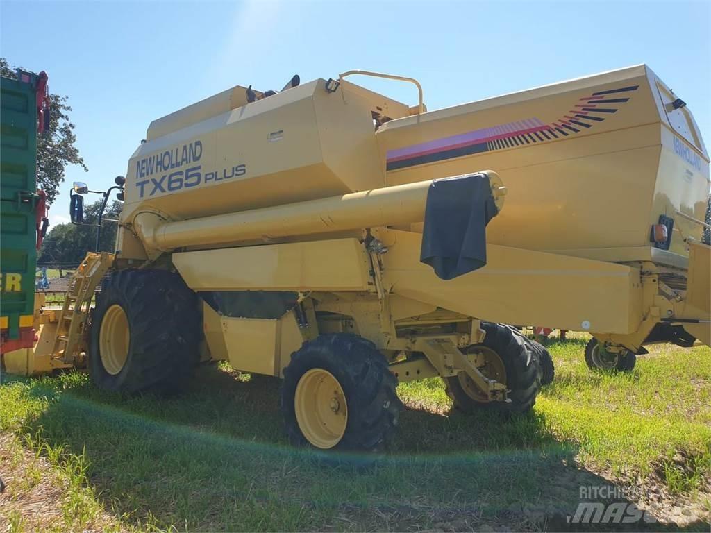 New Holland TX 65 Skurtreskere