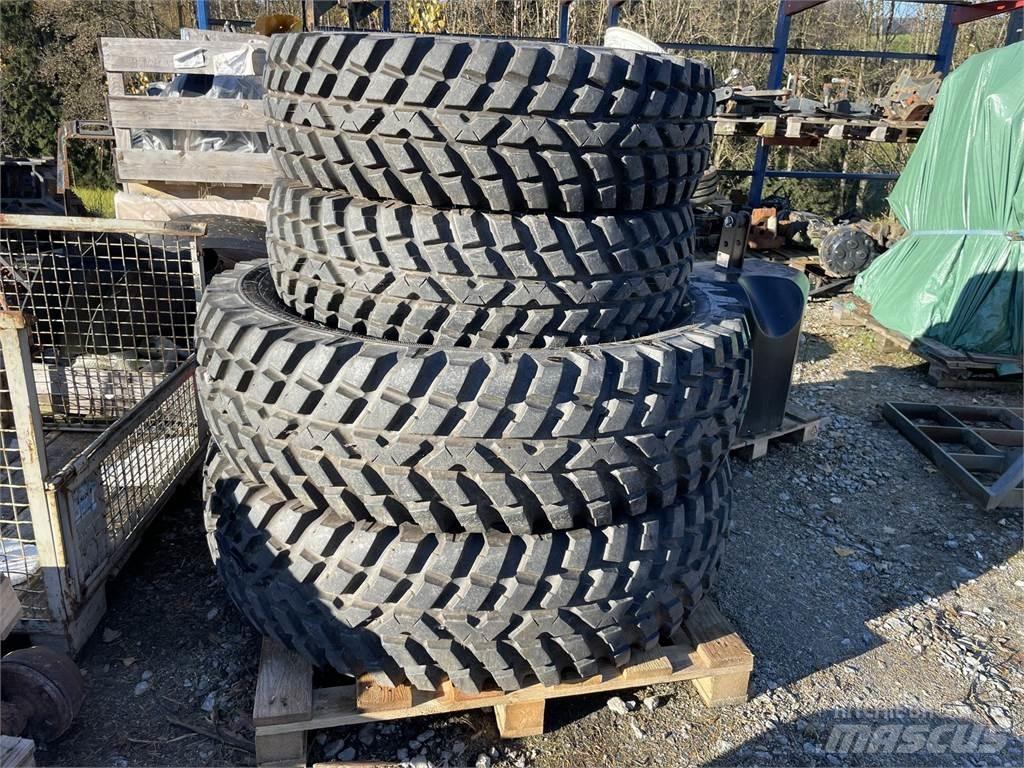 Nokian  Dekk, hjul og felger
