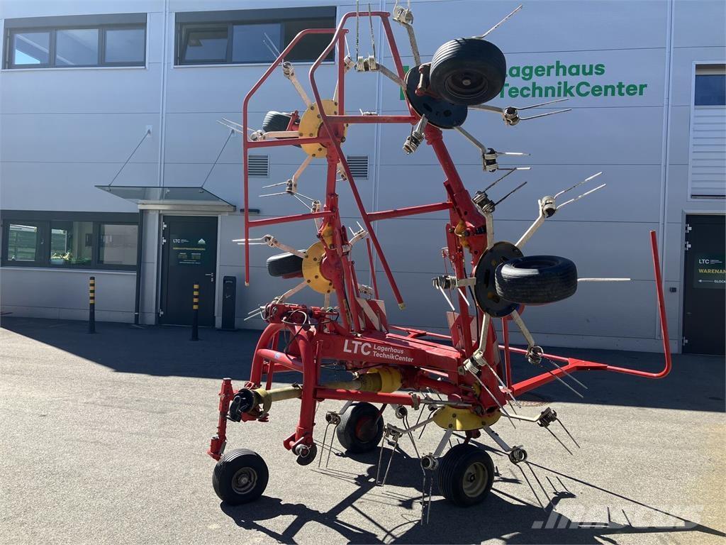 Pöttinger HIT 69 NZ Raker og høyvendere