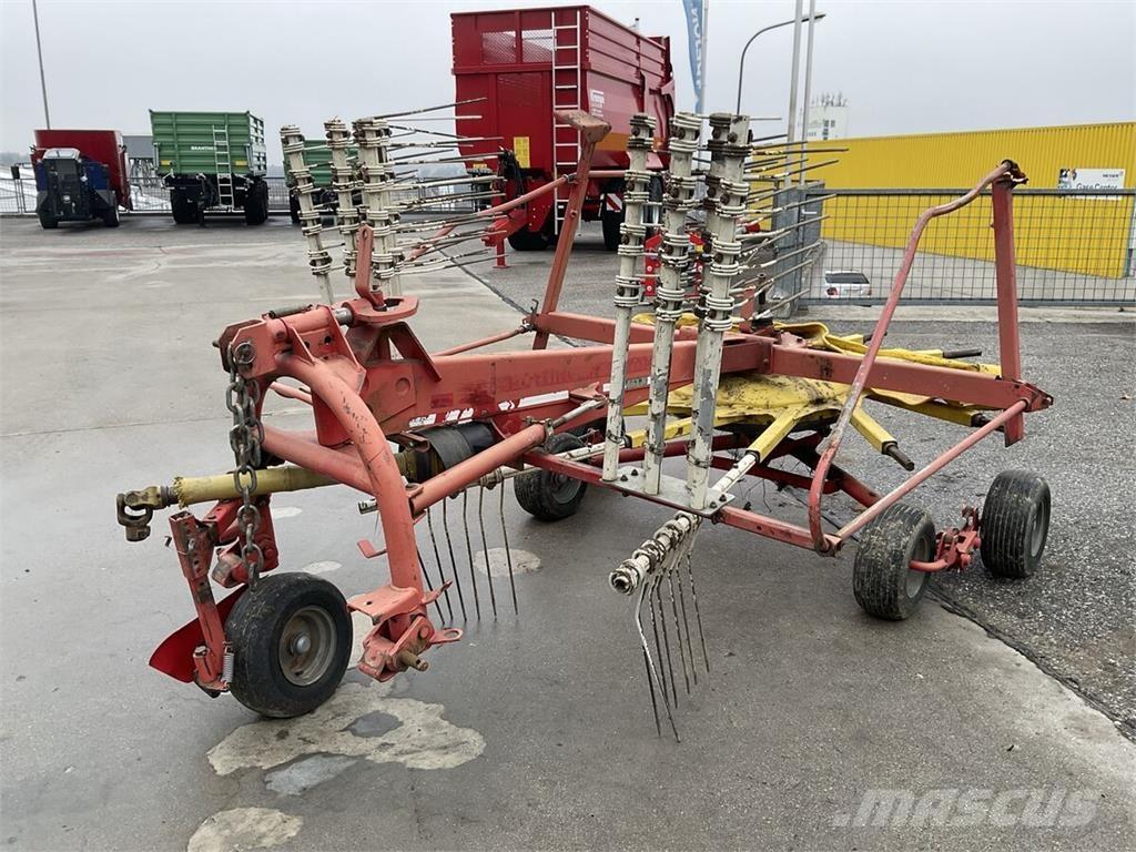 Pöttinger TOP 461 N Svanser