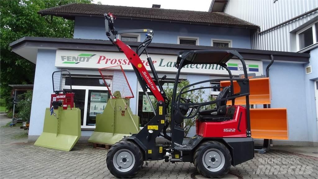 Schäffer 1622 Frontlastere og graveredskap