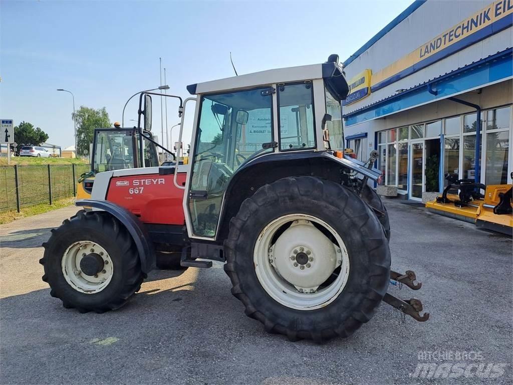 Steyr 667 Traktorer