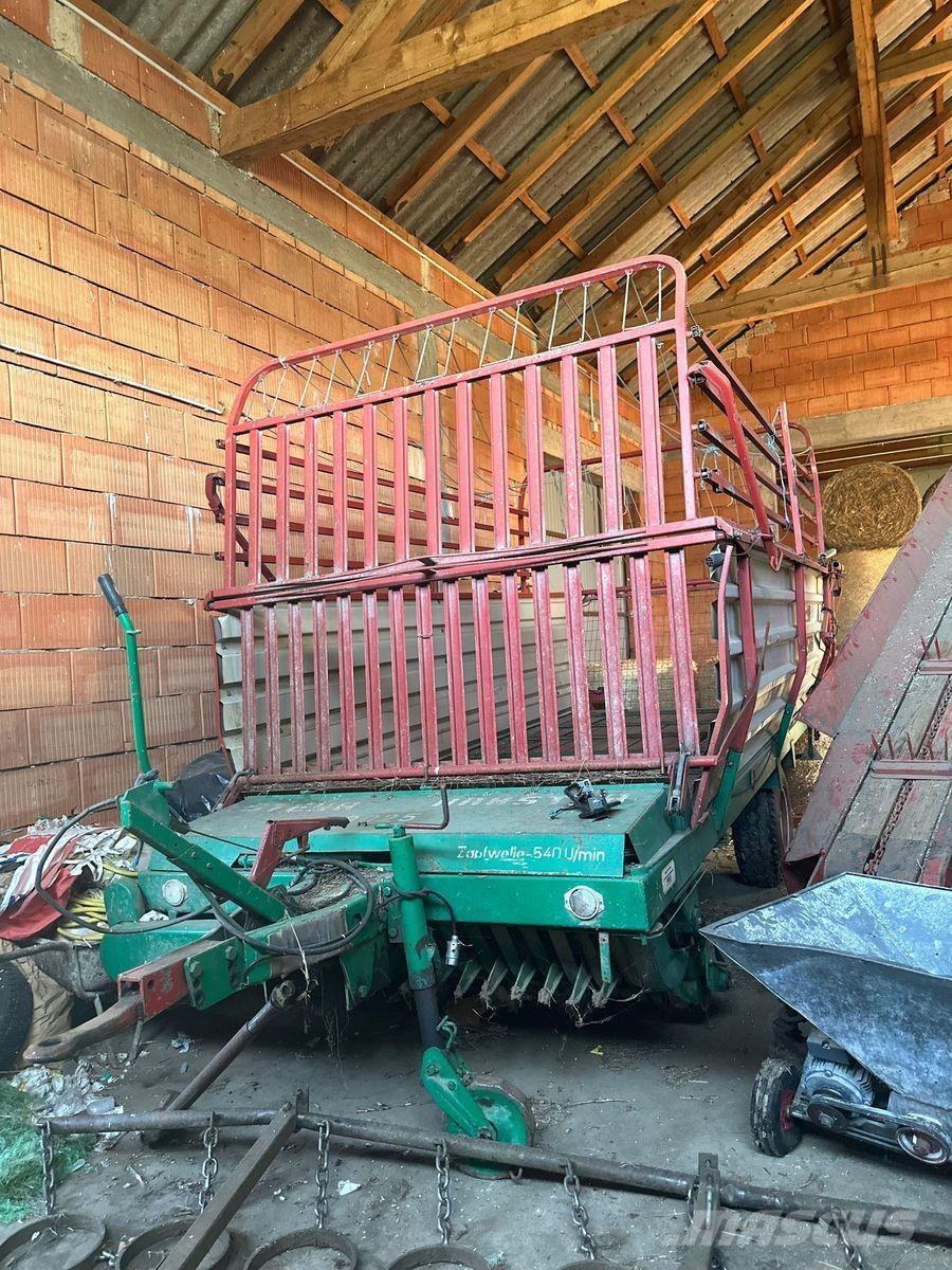 Steyr 8025 HAMSTER Selvlastende vogner