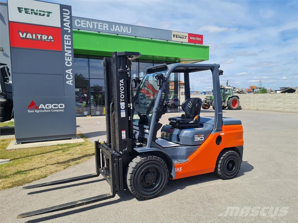 Toyota 52-8FDF30 Gaffeltrucker - Annet