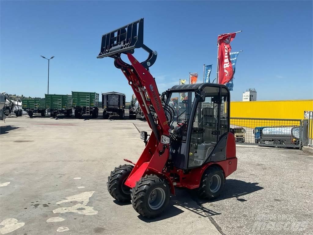 Trejon 1126 CAB Frontlastere og graveredskap