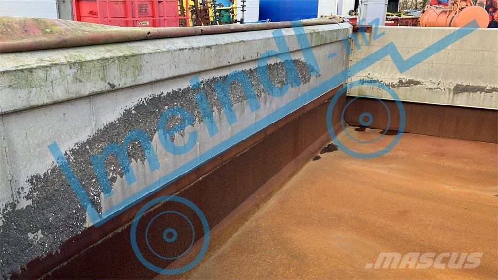 Tridem Muldenkipper Tipphengere