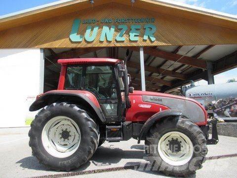 Valtra T130 Traktorer