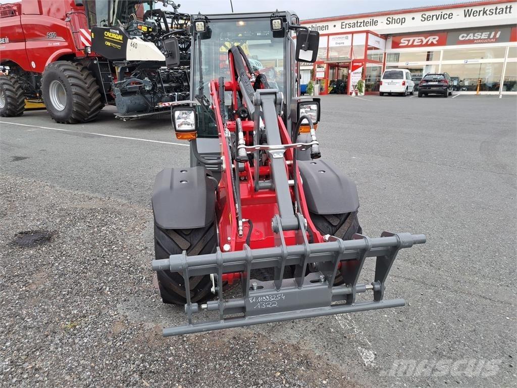 Weidemann 1260 LP Frontlastere og graveredskap
