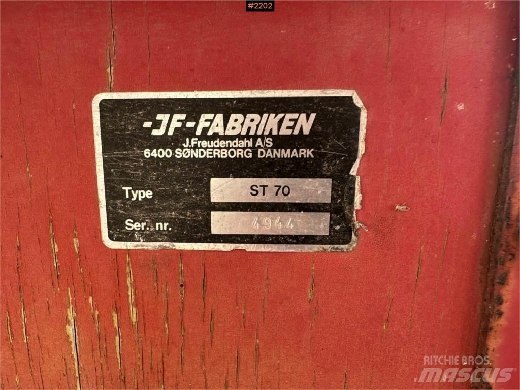 JF ST70 Gjødselspreder