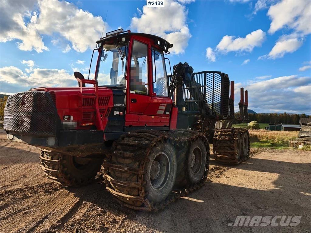 Komatsu 895 Lassbærere