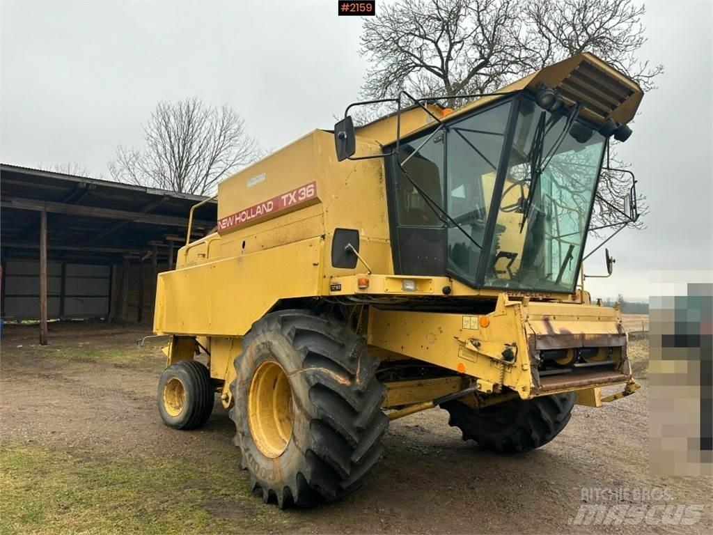 New Holland TX36 Skurtreskere