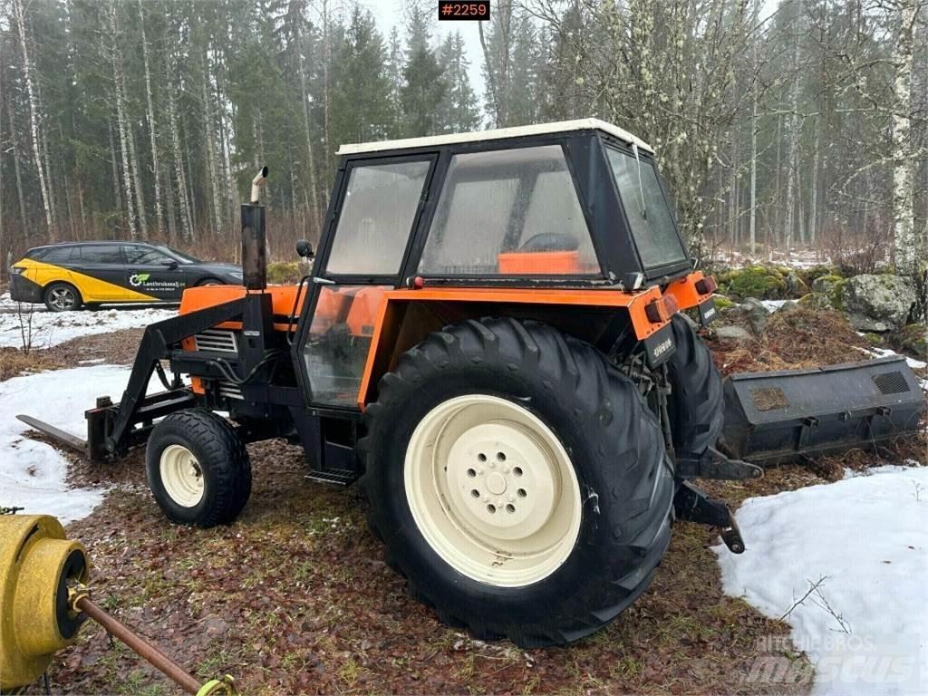 Ursus 385 Traktorer