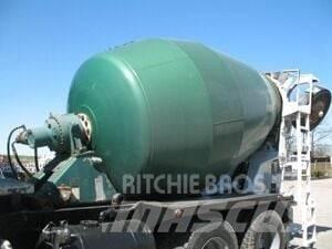 Mack RS686LS Andre lastebiler