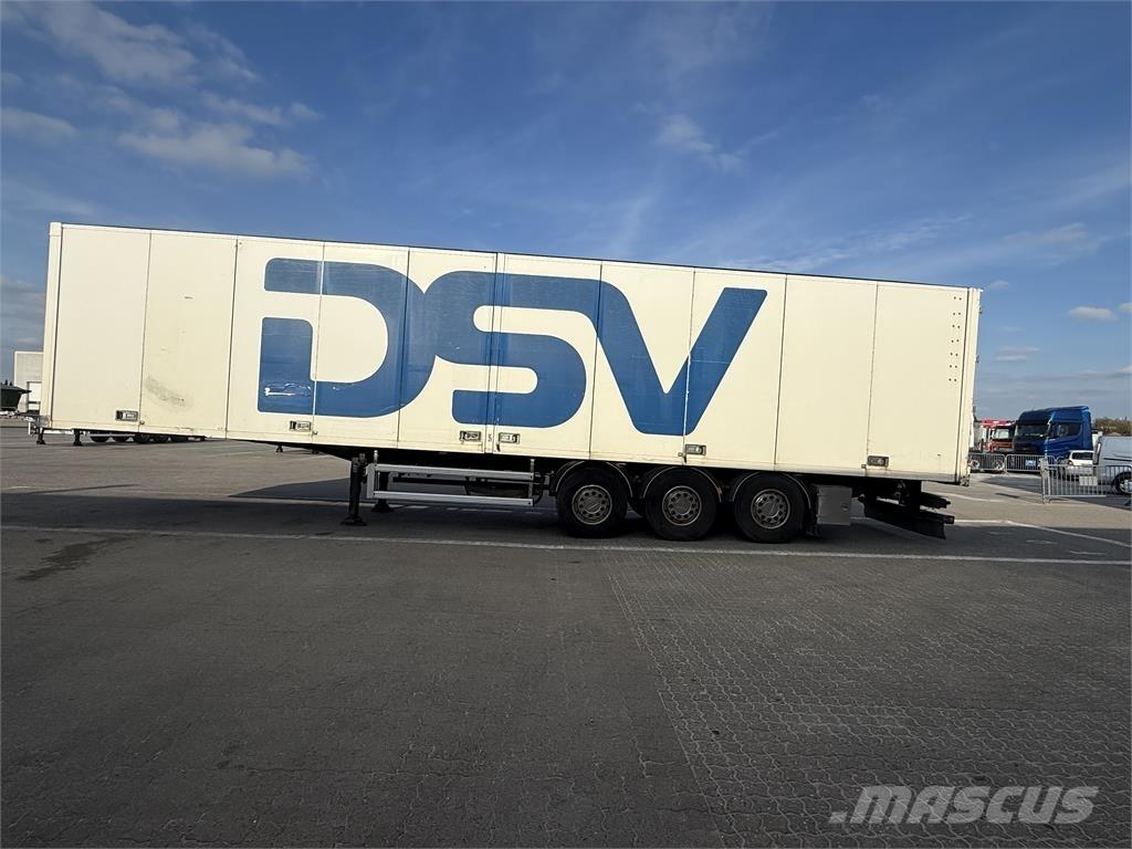 Ekeri 33 pl. Lettisolert skaptrailer