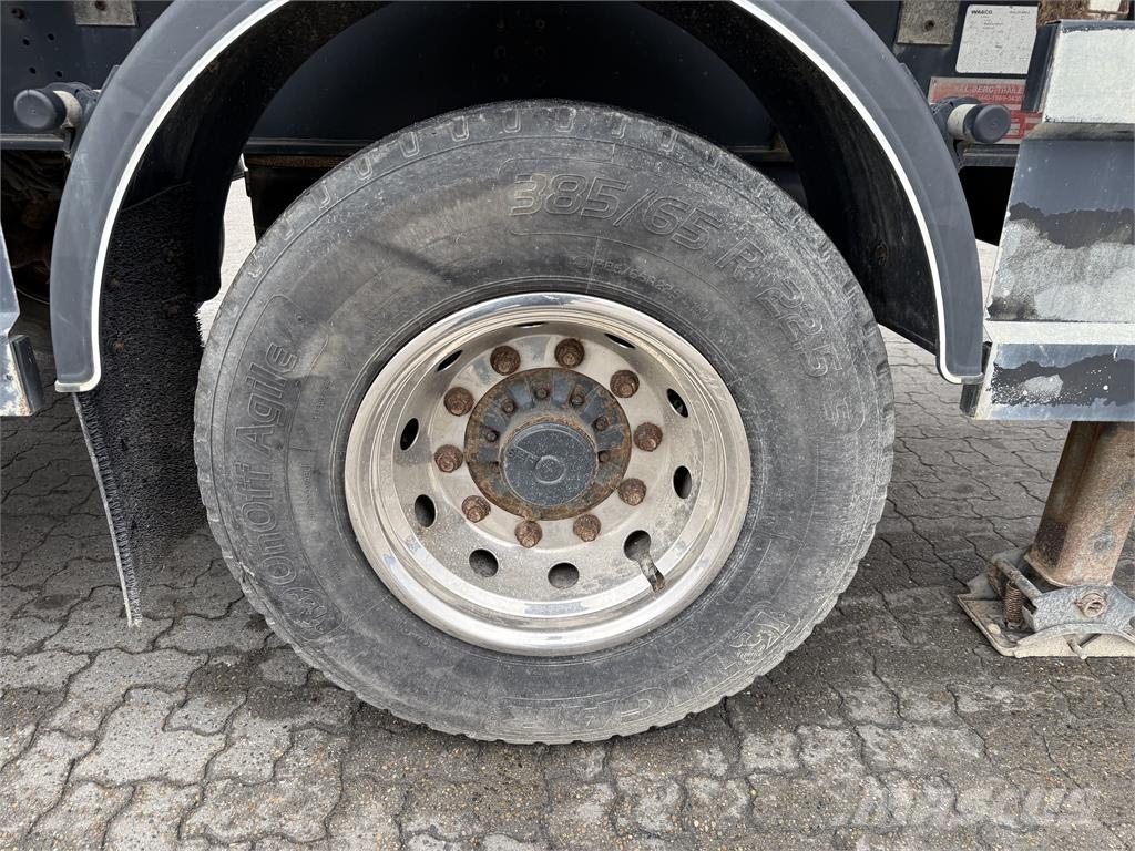 Kel-Berg 23 m³ Tippsemi
