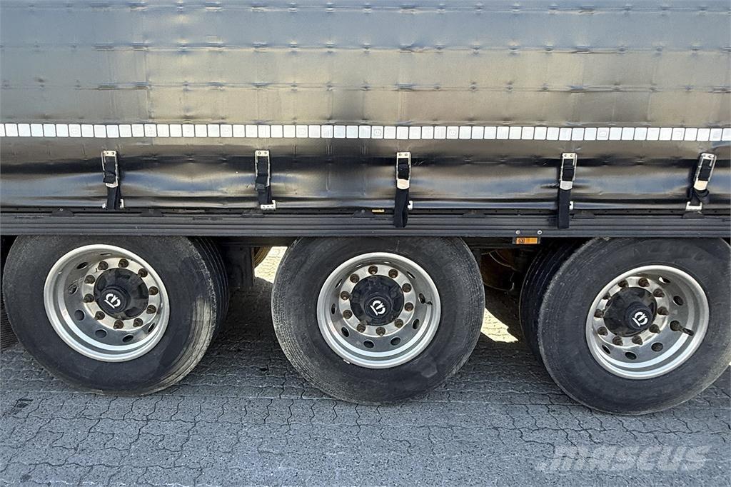 Krone 3 AKS. Gardintrailer