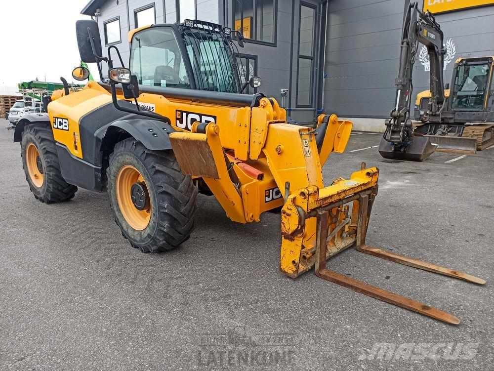 JCB 535-125 kurottaja Teleskoplastere