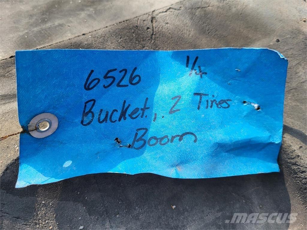 Bridgestone VREV Dekk, hjul og felger