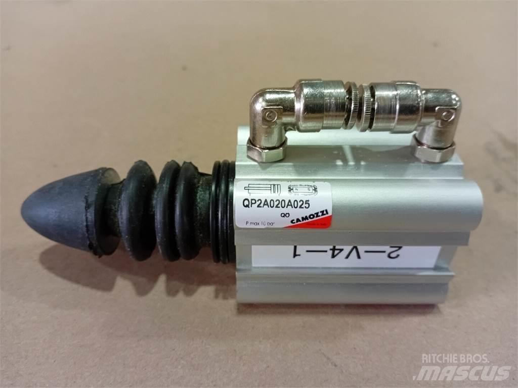  CAMOZZI QP2A020A025 Transport - Annet