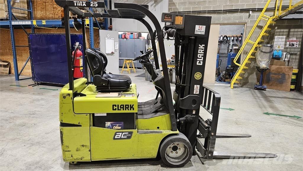 Clark TMX25 Anlegg - Annet