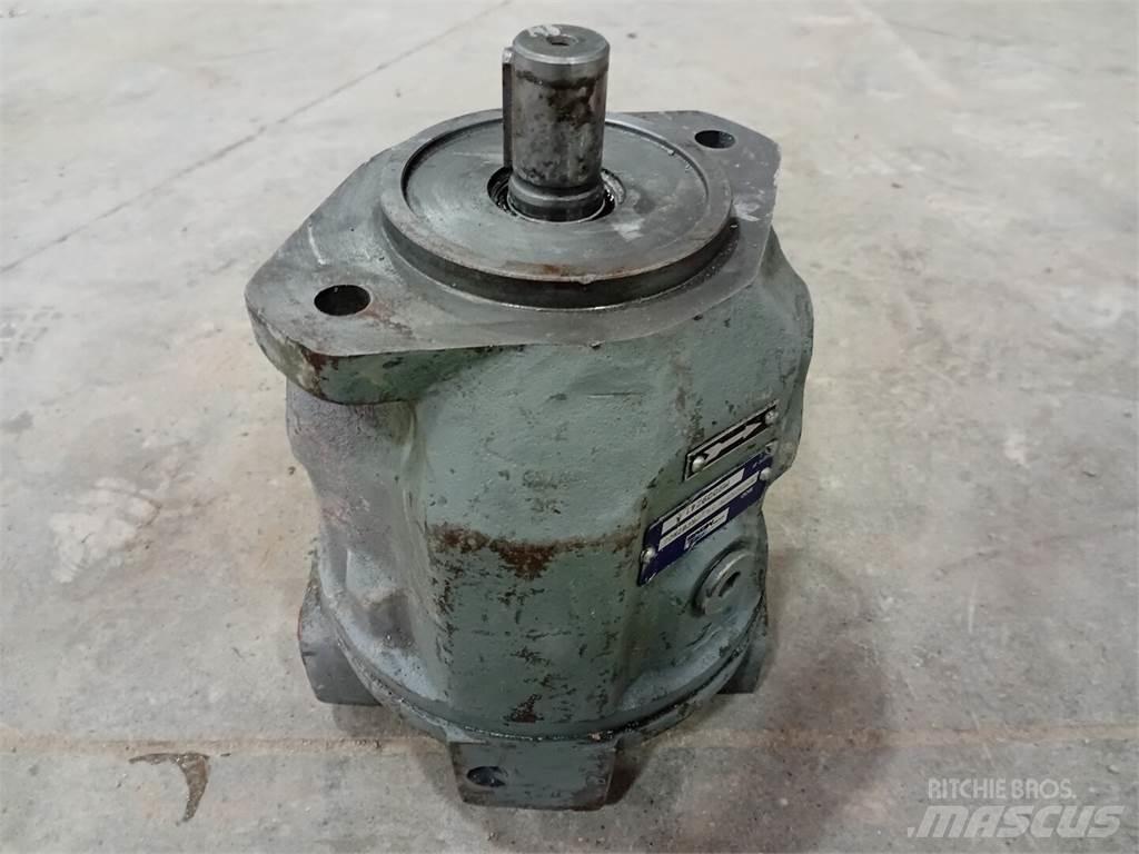  GENUINE METARIS Vannpumper