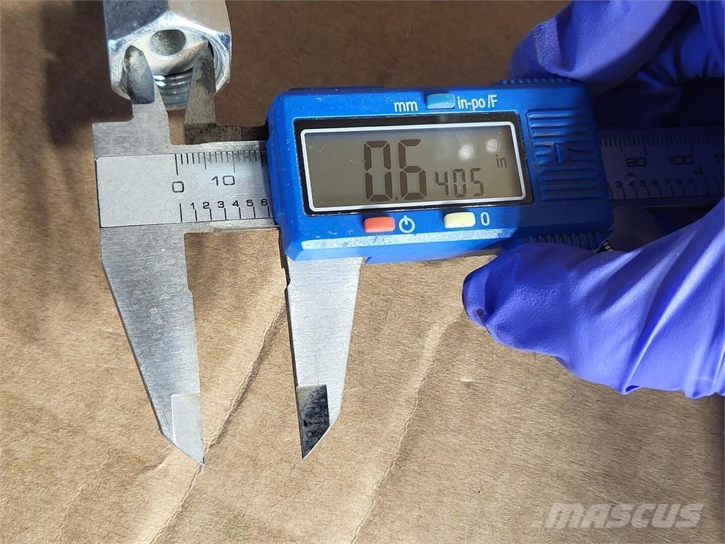 Goodyear 100R2AT/2SN Andre komponenter