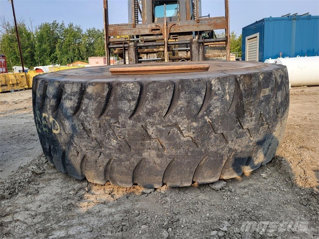 Goodyear RM-4B+ Dekk, hjul og felger