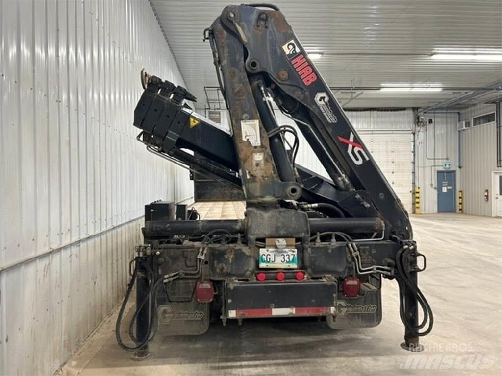 International 4900 Redskapsbærere