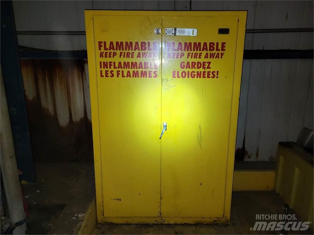  WILLIAM BROTHERS Pall breddet container (Pallet Wide)