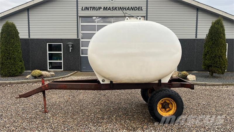  - - - Vandvogn Vanningssystem