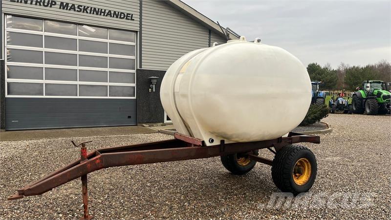  - - - Vandvogn Vanningssystem