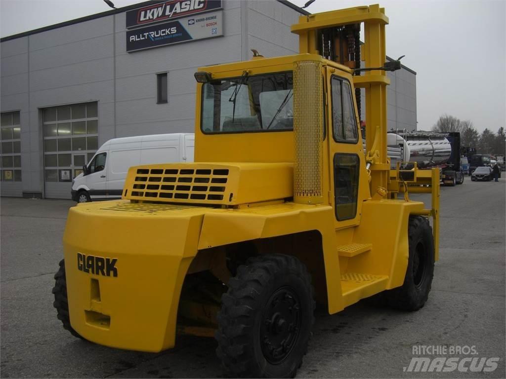 Clark C500YS225PD Diesel Trucker