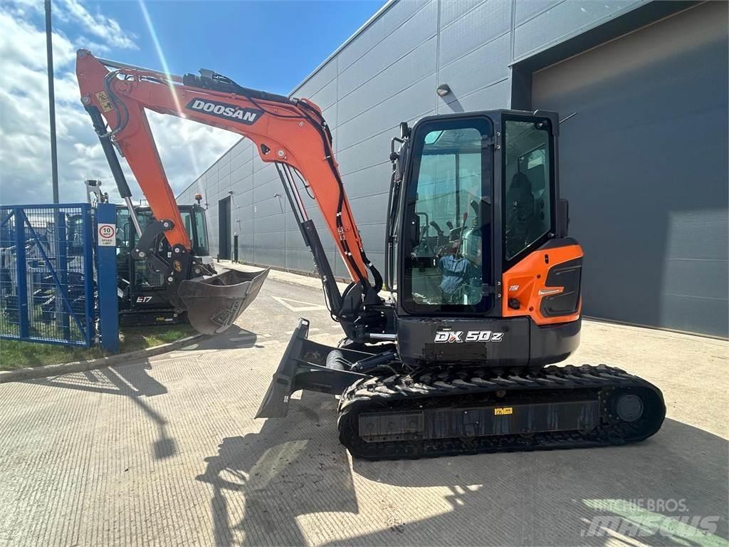 Doosan DX50z Beltegraver