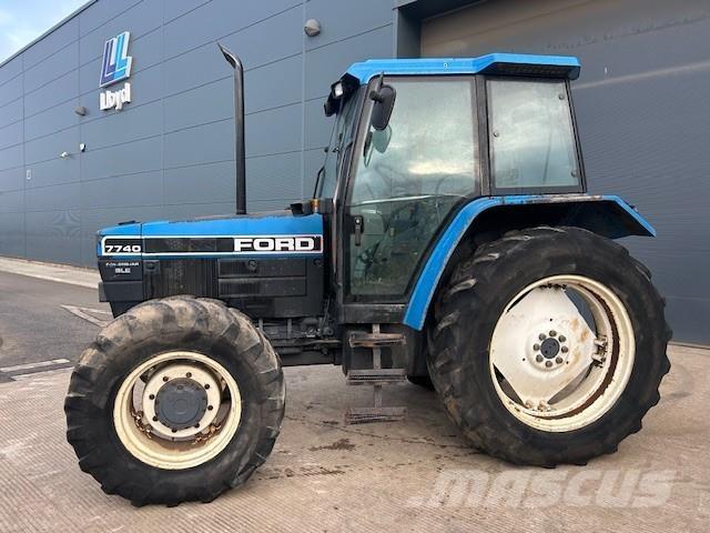 Ford 7740 Traktorer