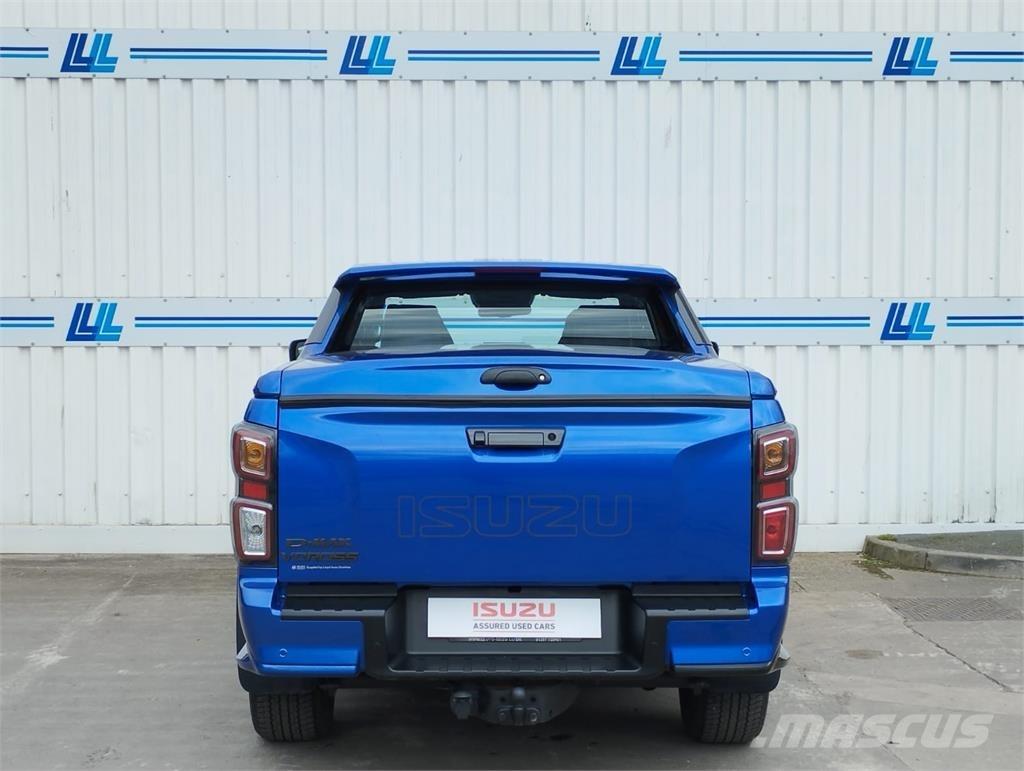 Isuzu V-Cross Pickup/planbiler