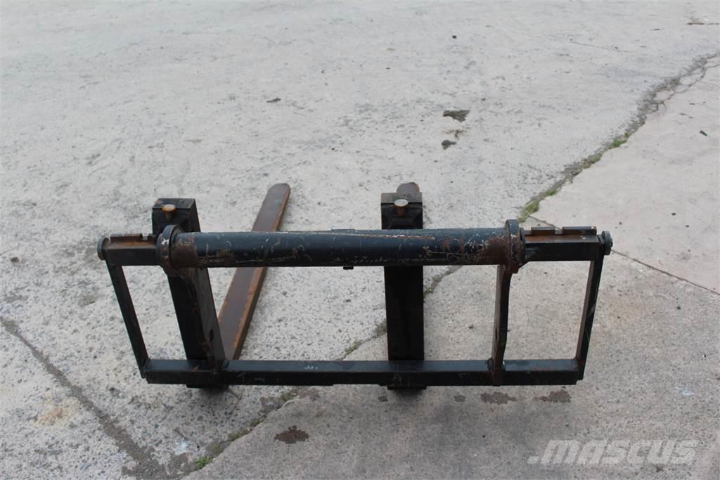  Pallet Forks & Frame Gafler